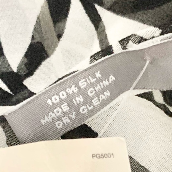 Ann Taylor 100% Silk NWT Scarf Floral Flowy Dainty 62”x10” - Picture 3 of 6